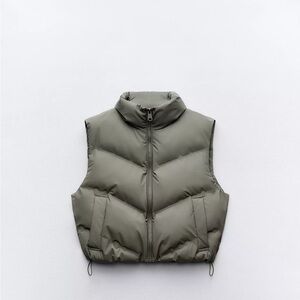 ✨24 HR SALE✨ Zara Insulated Cropped Puffer Vest